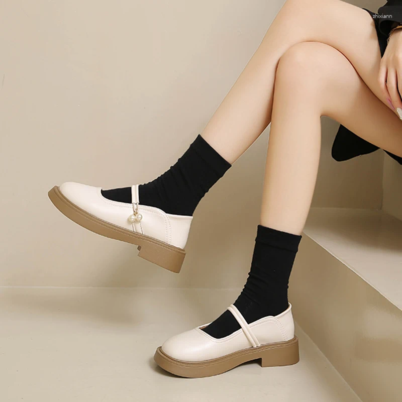 2025 NEW Casual Shoes Korean Shallow Mouth Female Footwear Pearl Decorateion Slip-on Oxfords Women's Autumn Dress Beading Slip On Leath zhanyishe
