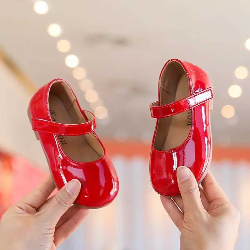 Girls Mary Jane Shoes 2024 Spring Autumn Kids Soft PU Leather Flat for Girl Rubber Flats School Par Shoes Red BlackXJ241209