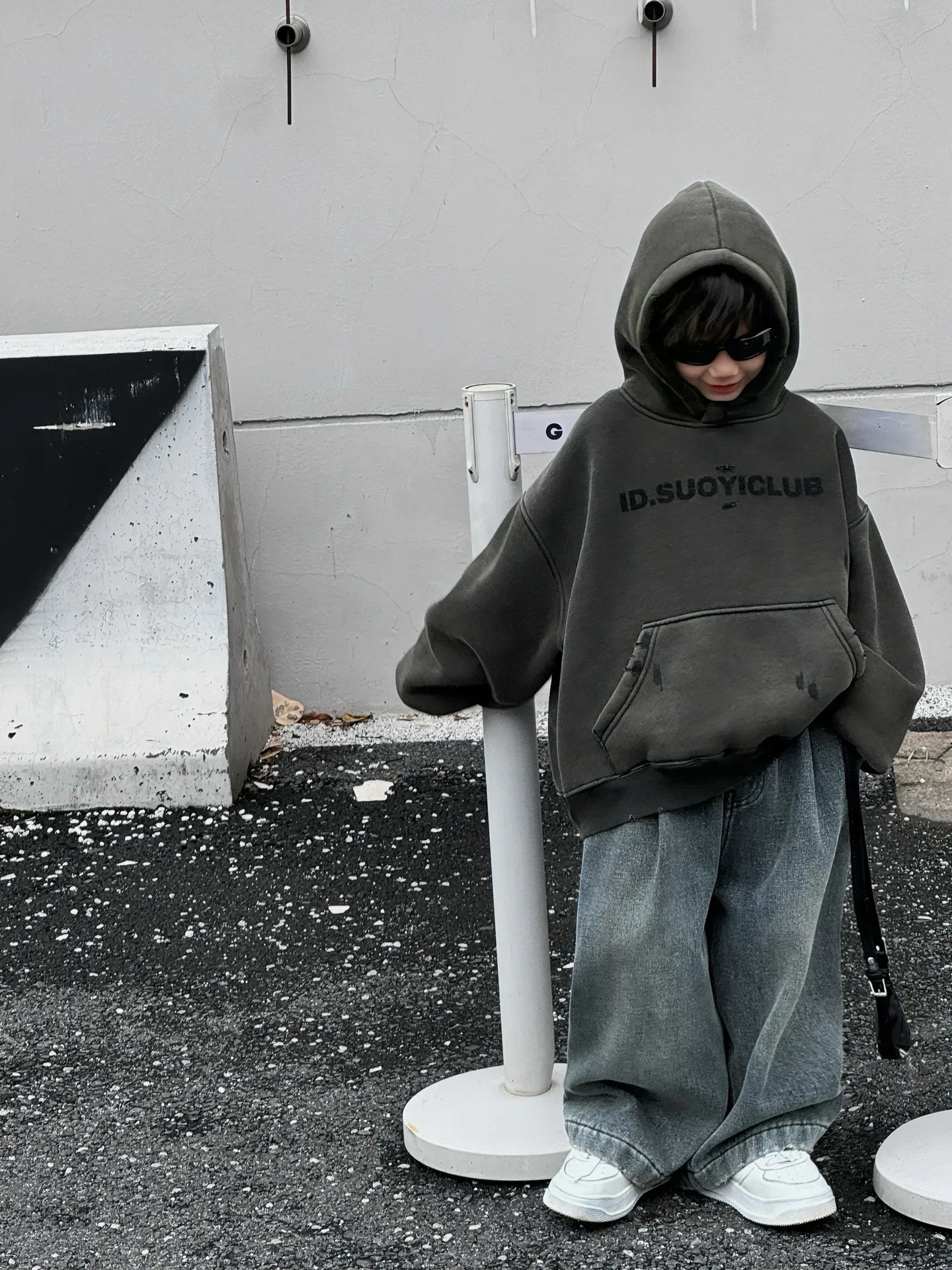 Childrens Clothing Fashion All Match Pullover Top Winter Boys Handsome Retro American Printed Wool Loose Hoodie 241210