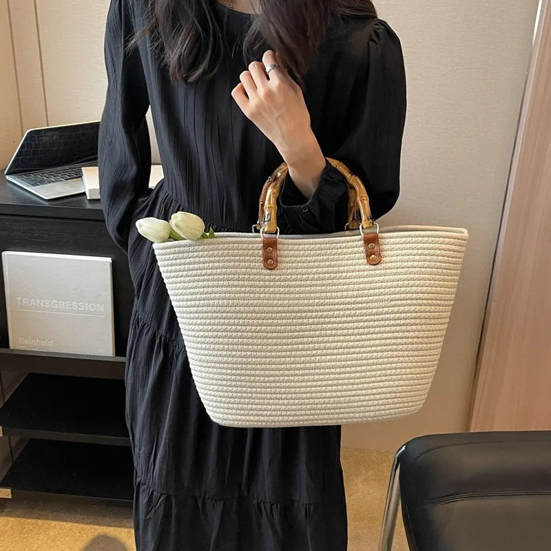 Large capacity womens summer straw beach handbag travel vacation striped womens handbag shoulder bag trend 241205