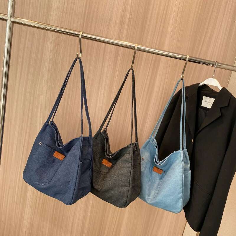 Designer's bag Denim Leisure Time High-capacity Women's Bags Autumn New Retro Style The Single Shoulder Simplicity Versatile Tote Bag
