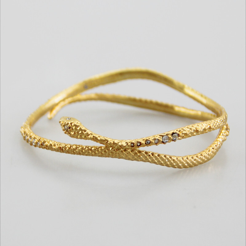 Designer Kendr Scot… - image