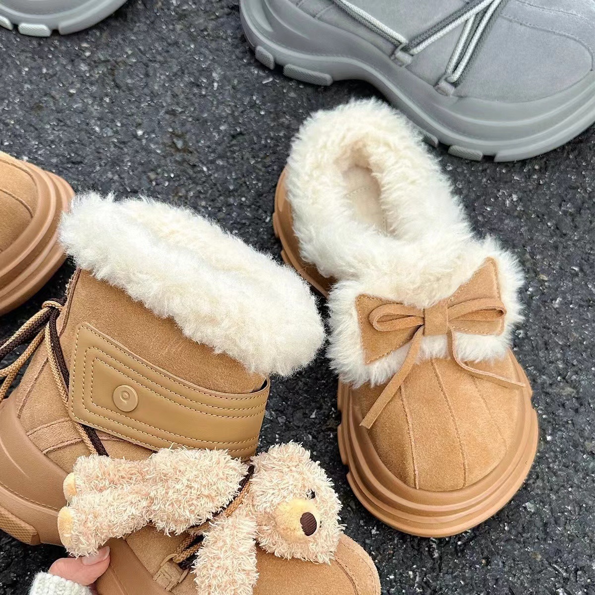 Women's Winter Plush Platform Snow Boots with Cute Fuzzy bowknot, Warm Faux Fur Slip-On Short Boots, Plush slippers