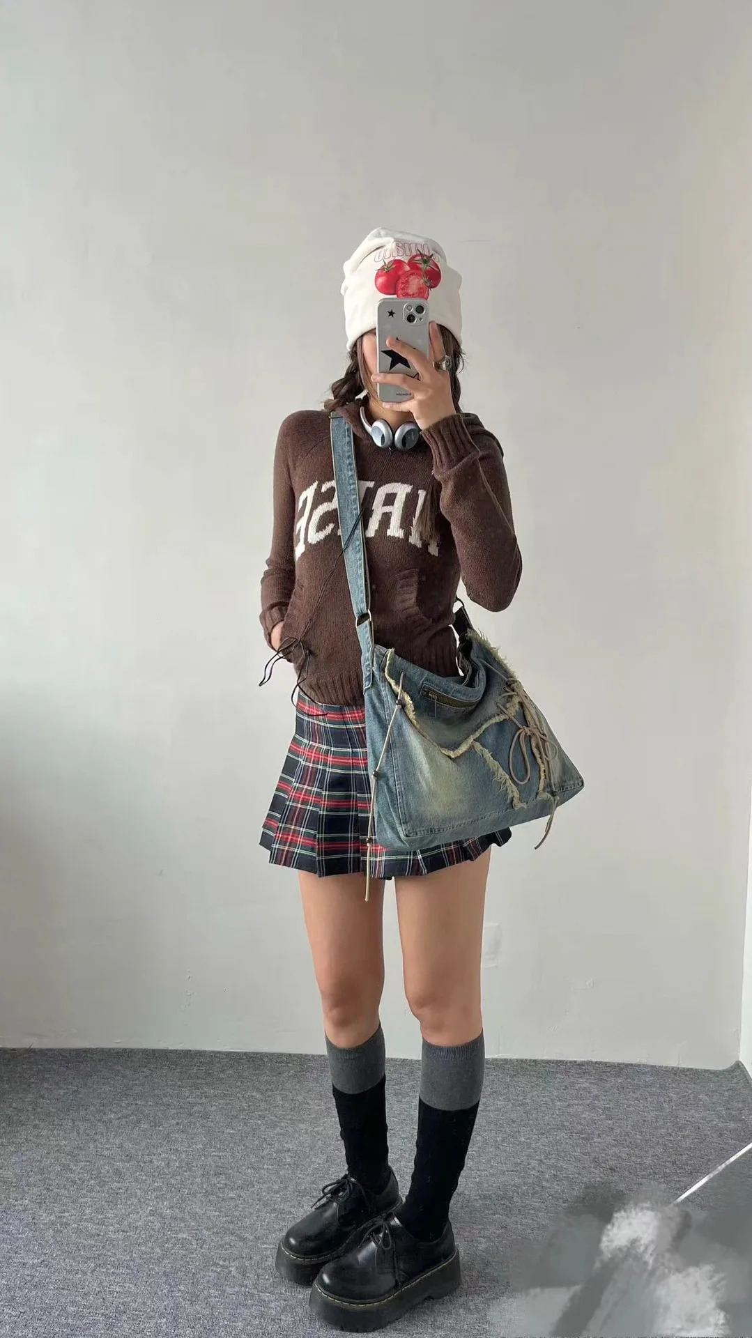 Washable denim jeans womens casual handbag soft student large capacity retro shopping bag womens handbag241209