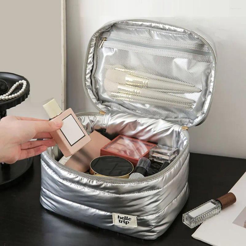 Cosmetic Bags Fashion Large Capacity Makeup Bag Travel Organizer Portable Multifunctional Storage Washbag