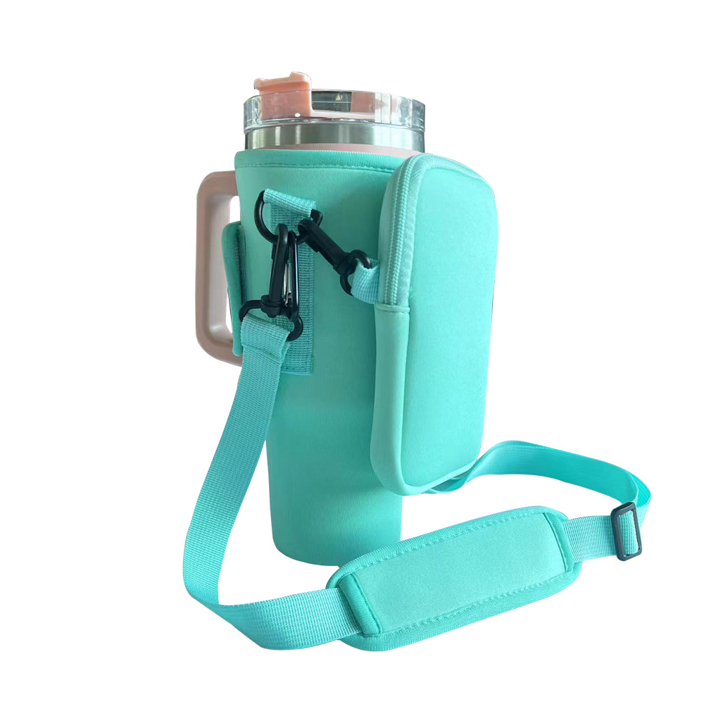 Winter outdoor down bottle cover Portable stylish shoulder strap water bottle bag Portable Crossbody insulated ice Master cup cover 40OZ Ice King Cup 