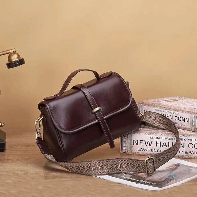 Designer's bag Cowhide Cambridge Messenger Bag new retro leather handbag women's stylish casual crossbody shoulder bag