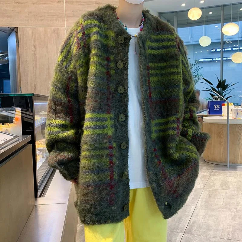 Autumn Korean fashion striped cardigan mens retro casual button knit long sleeved pocket Y2K sweater jacket 241205