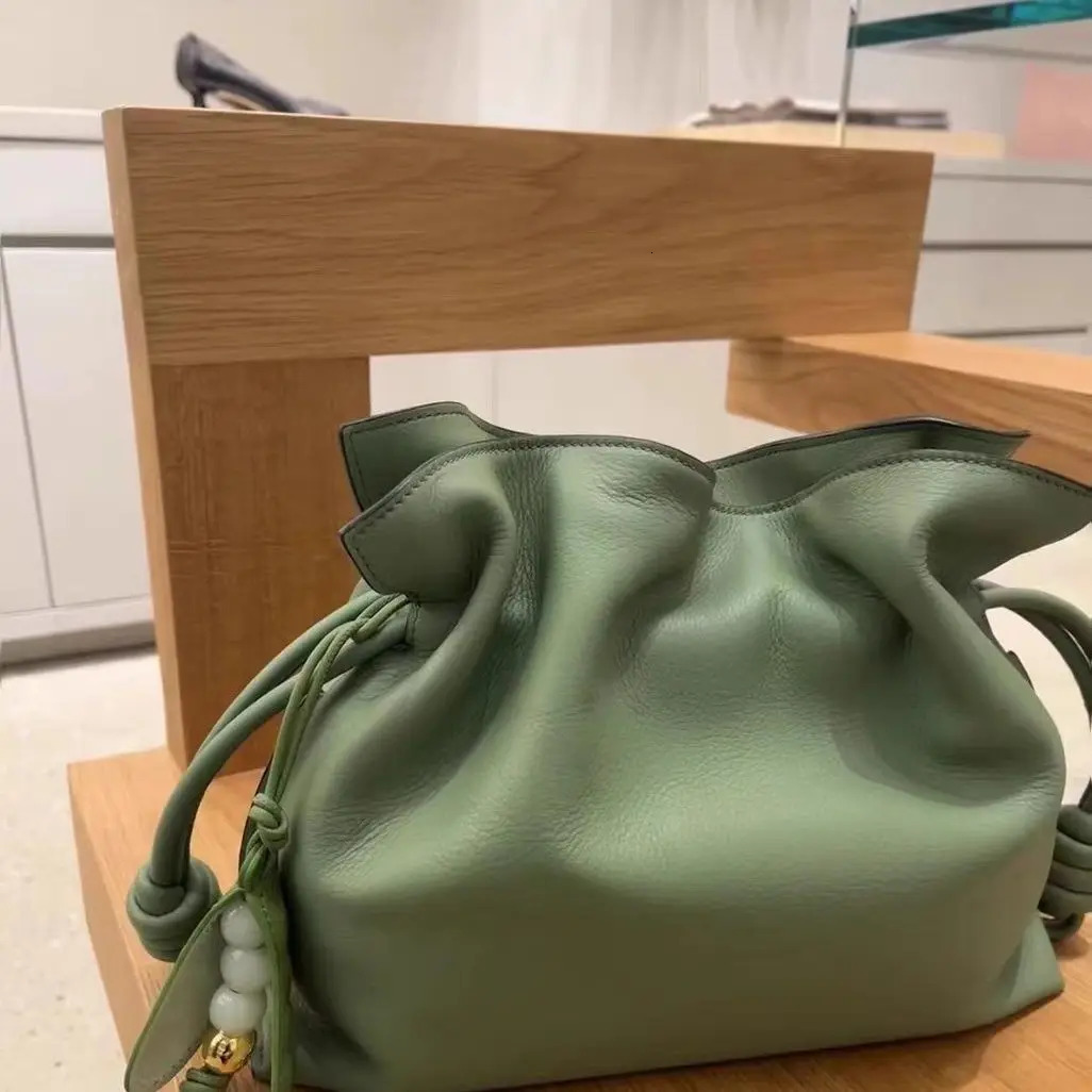 Pendantclassic fresh pod bag handmade ethnic style car interior accessories key pendant 241205