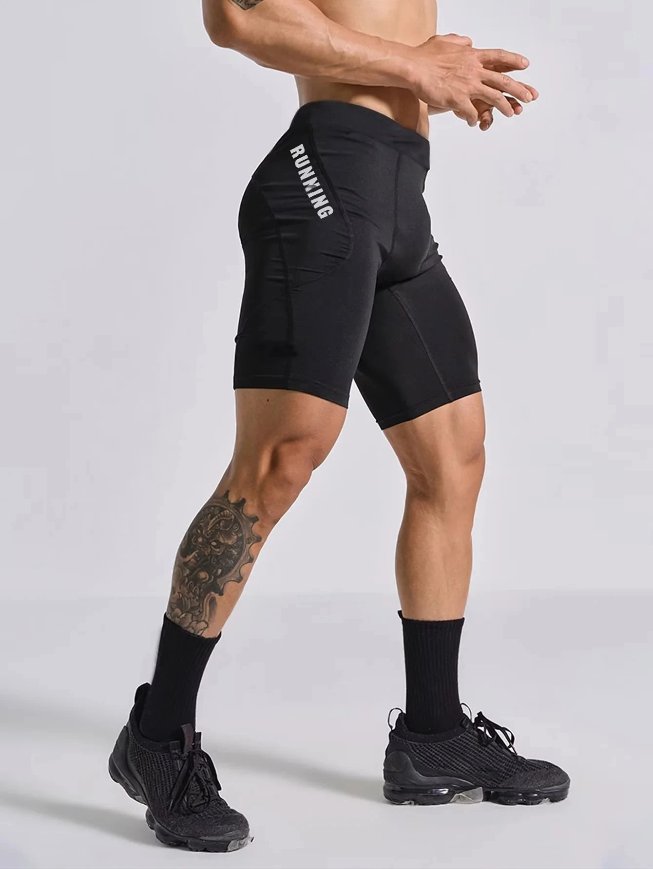 Mens fitness shorts gym running legs mens jogging elastic compression sports pants football and basketball tight sports pants 241209