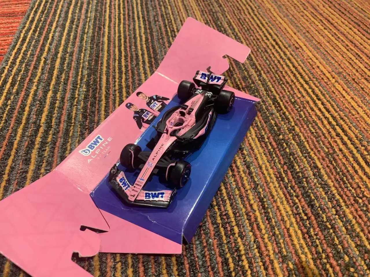 1 43 Bburago Alpine F1 Team A523 BWT Pink Version #10 #31 Model Car Toys Diecast Formula Racing Alloy Luxury Vehicle Kids Gifts X241209