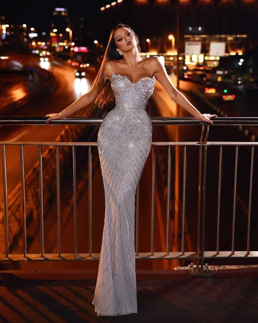 Sexy Mermaid Wedding Dresses For Women Sweetheart Neck Sleeveless Gown Sequins Appliques Sweep Train Customized Dress Party Vestido De Novia
