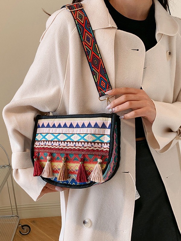 2025 new Printed canvas tassel personalized western crossbody bag Bohemian TK zhanyishengli