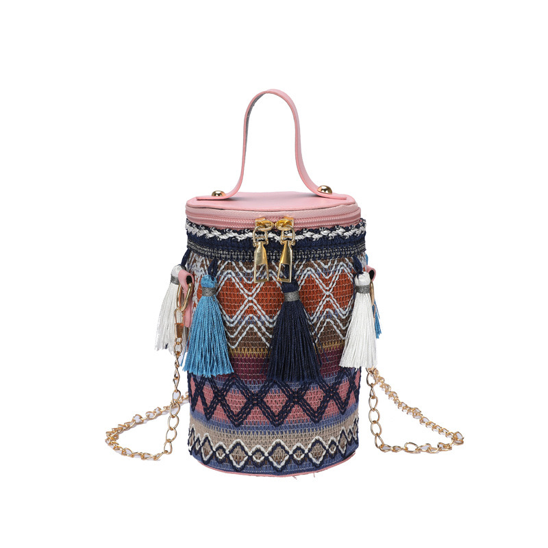 2025 new Tassel chain personalized western-style women's ethnic, artistic, national style crossbody bag, spring and summer trendy shoulder bag zh