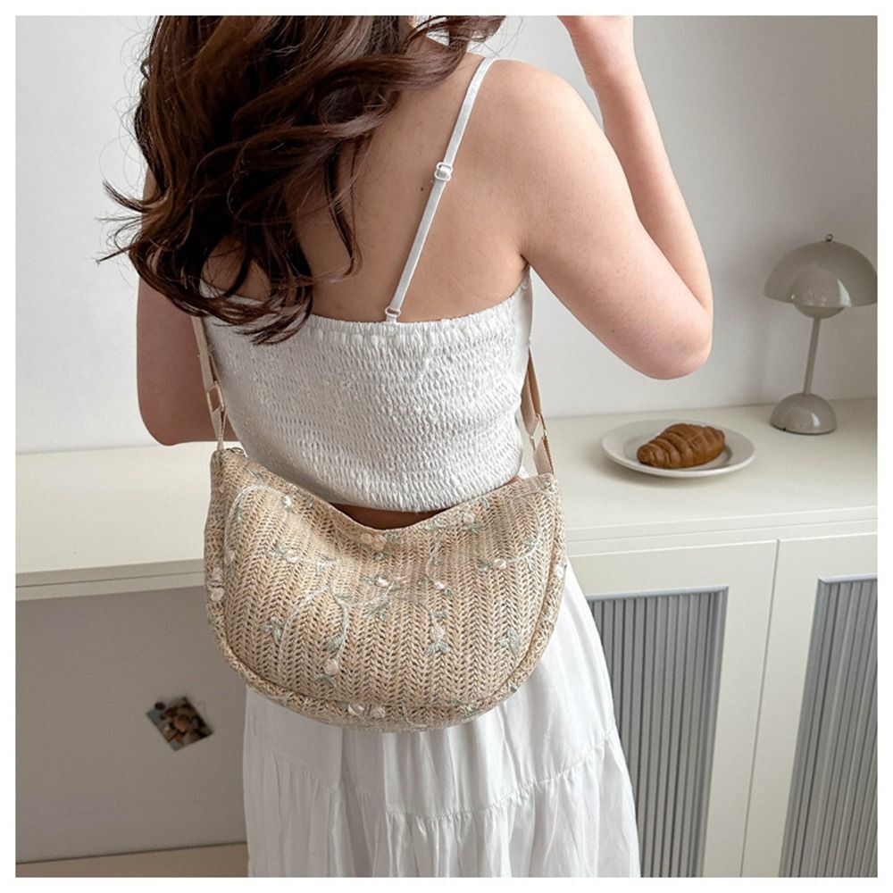 Rattan Waist Cute Handmade Braid Straw Woven Shoulder Bags Large Capacity Chest Bag Female