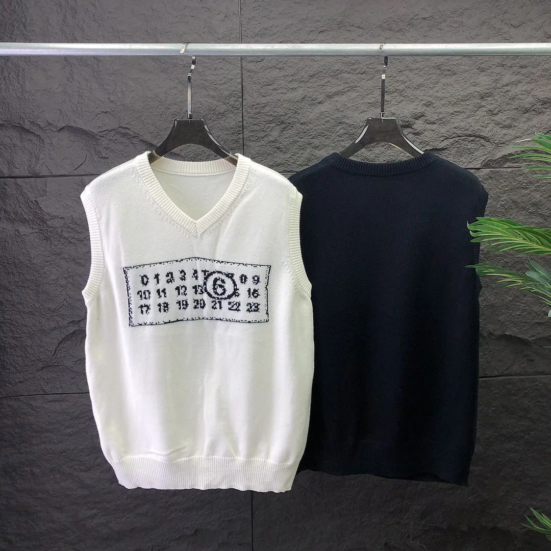 Vneck Sleeveless Knitted Wool Sweater Letters Jacquard Black White Patchwork Tank Top Harajuku Fashion Oversized Vest 241209 - view 4