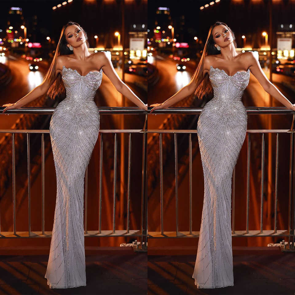 Sexy Mermaid Wedding Dresses For Women Sweetheart Neck Sleeveless Gown Sequins Appliques Sweep Train Customized Dress Party Vestido De Novia