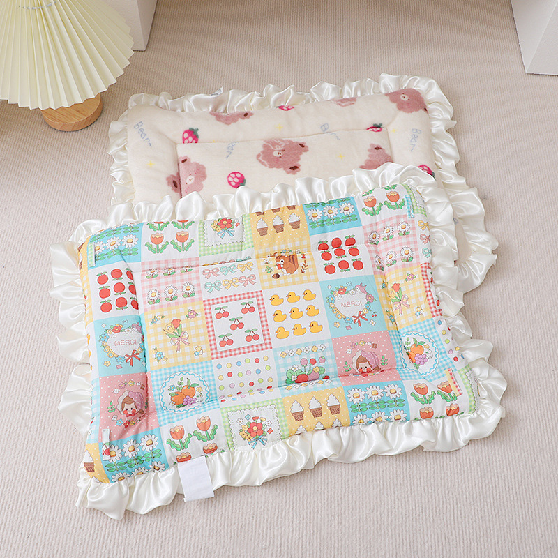Update Autumn/Winter Four Seasons Universal Bixiong Nest - Cozy Pet Mat With Lace Pattern