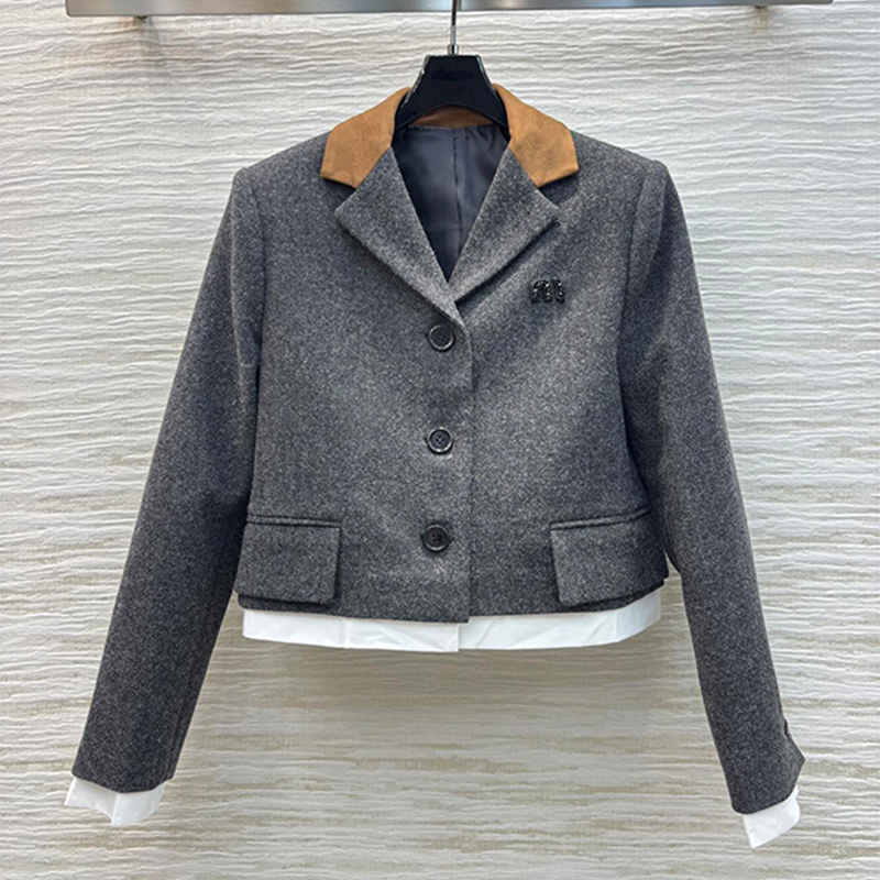 Designer Womens Two Piece Dress Wool Coat Womens Outerwear Flash Diamond Girls Feeling Academic atmosphere belt Metal Cute label