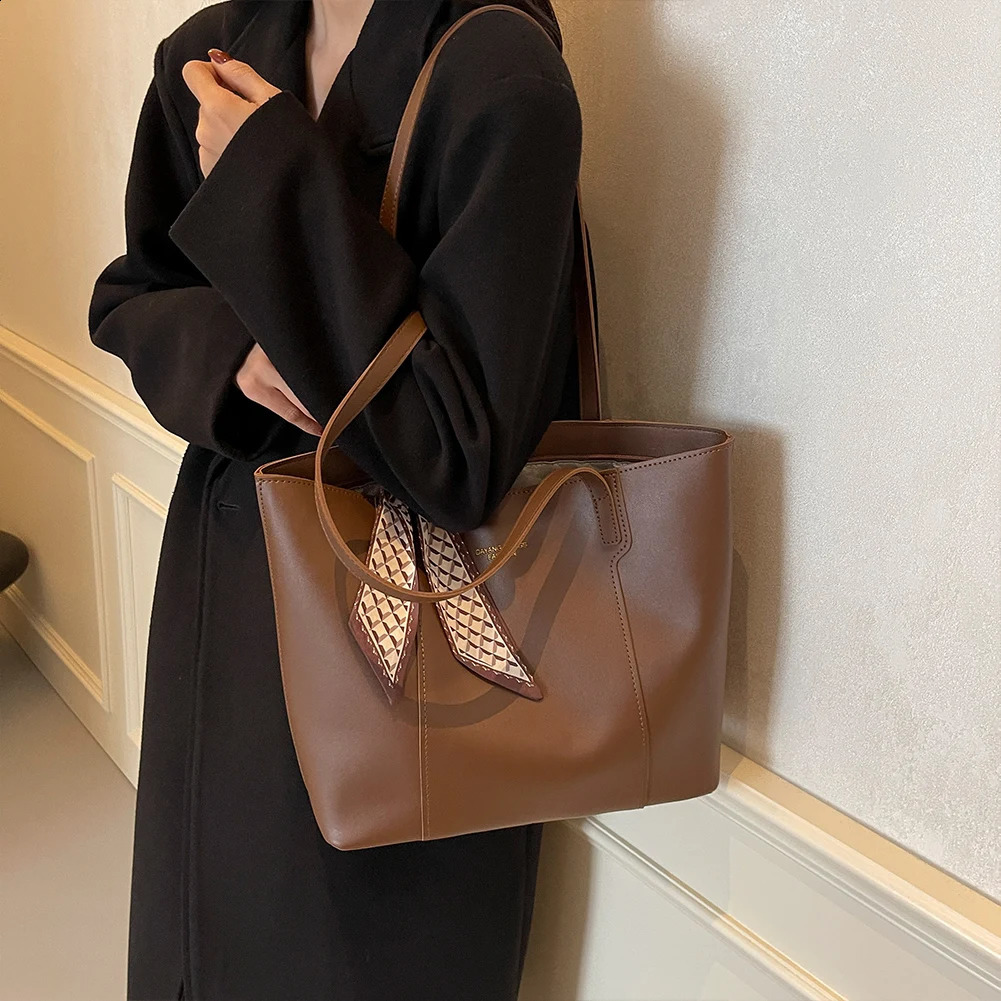 Tote Bag for Women with Zipper Shoulder Bag PU Leather Large Capacity Purses and Handbags Top Handle Handbag for Work Dating 241210