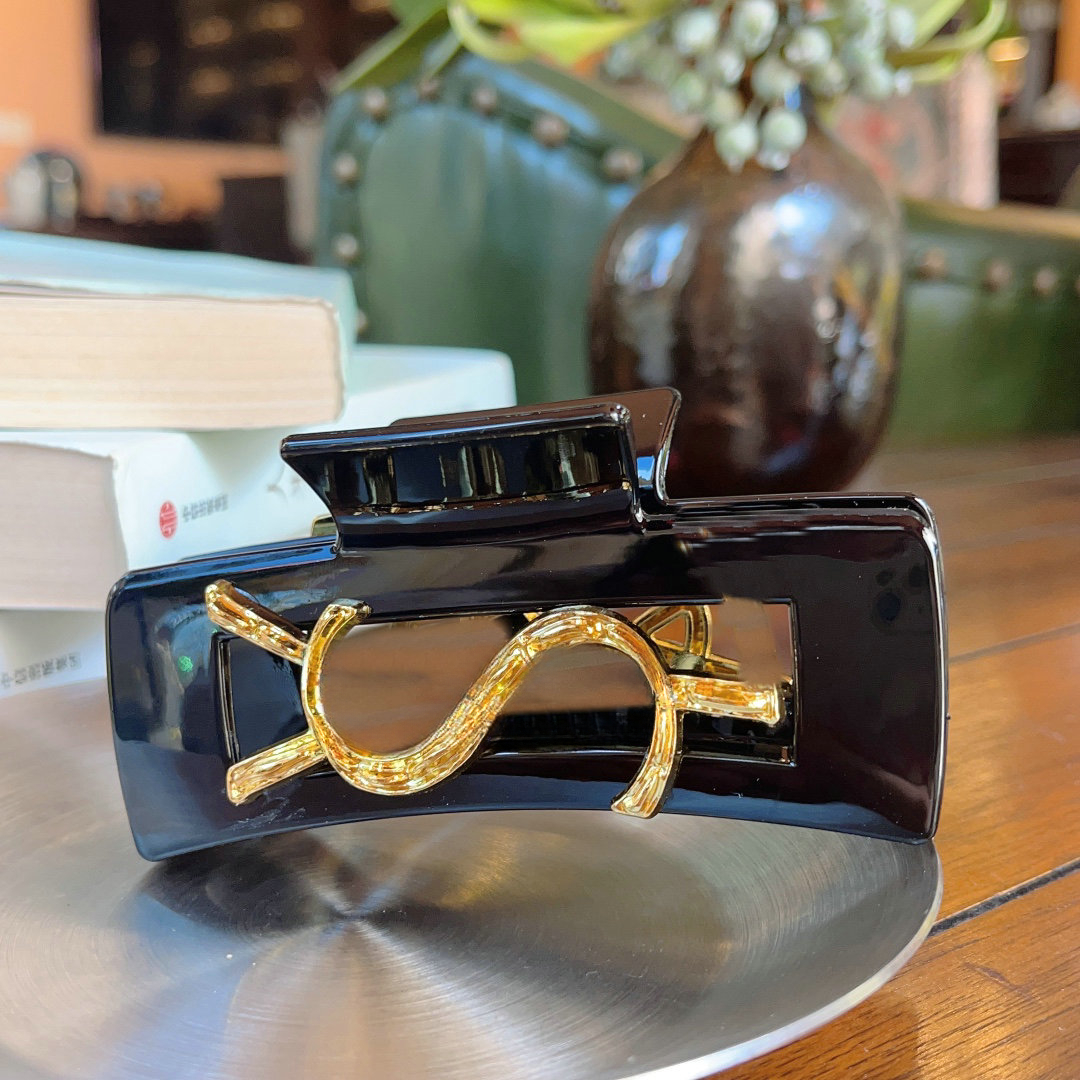 Designer Hair Clips Brand Letter Hair Claws Women Barrettes Girls Elegant Shark Clip HairJewelry Accessories