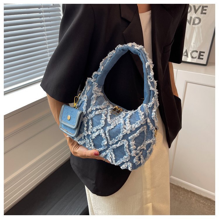 This Rhombus Denim Handbag Is Stylish, Simple , Suitable for Work, Commuting and Dating. H6.26