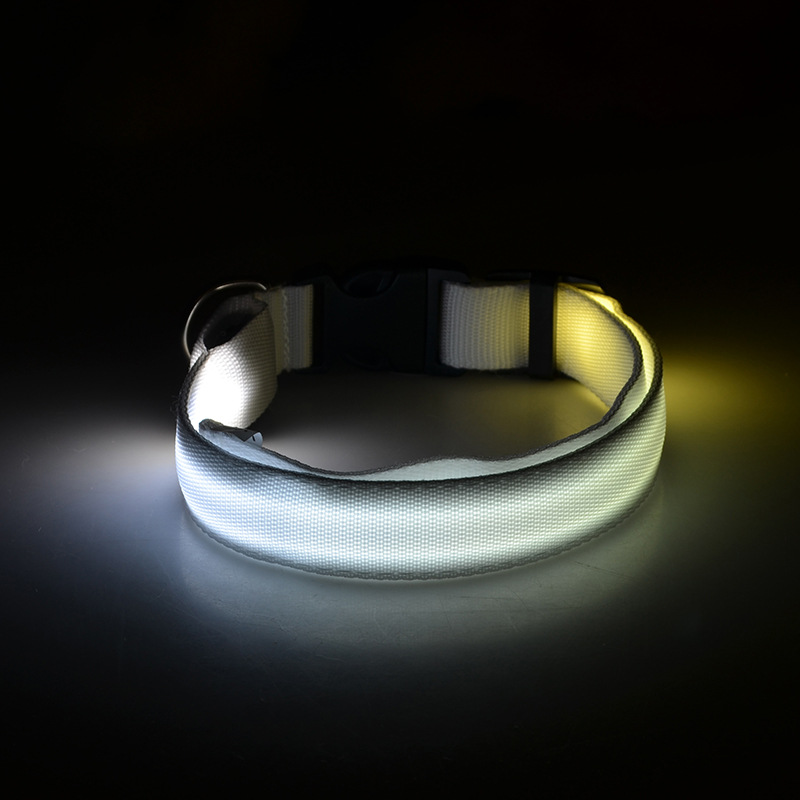 Small/Medium Dog LED Lighted Reflective Collar - Long Lasting, Geometric Design, Ideal for Evening Walks