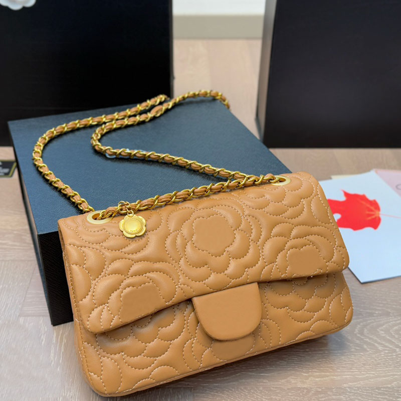 Embossment Flower Pattern Designer Women Shoulder Bag with Gold Camellia Pendant Hardware Matelasse Chain Double Flap Evening Cross Handbag Coin Wallet 26x15cm