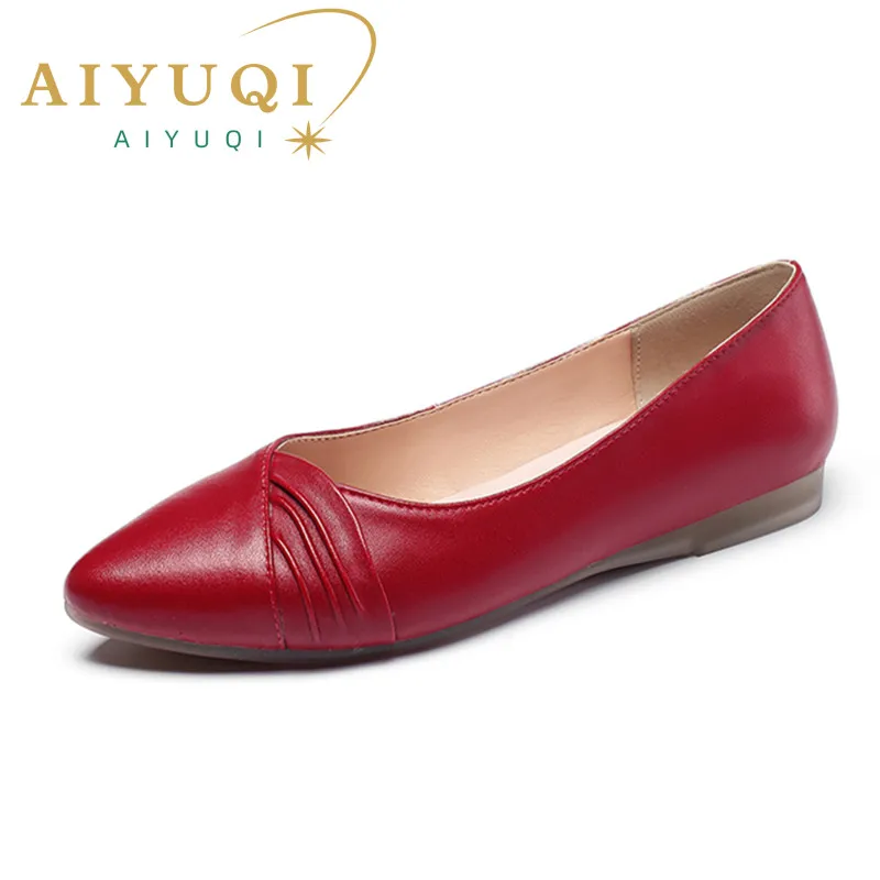 Women Shoes Casual Genuine Leather Spring Soft-soled Lightweight Mother Shoes Large Size Flat Shoes for Ladies