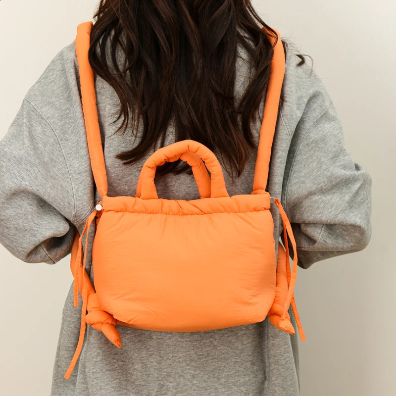 Large Capacity Nylon Casual Youth Crossbody Bags Interior Compartment Bags for Women Sewing Thread Womens Handbags 241210