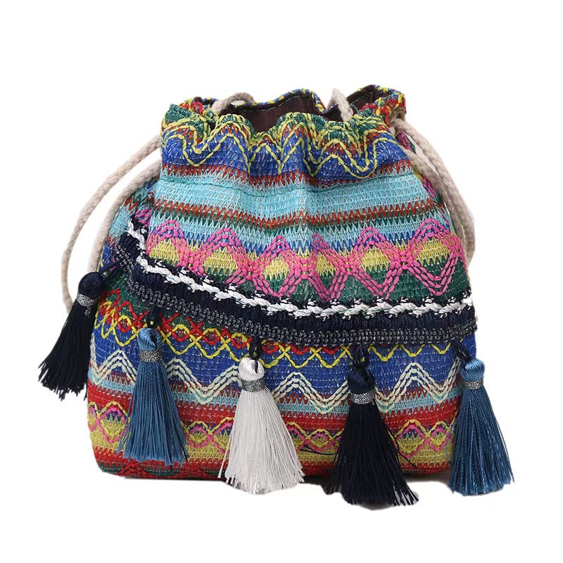 2025 new New woven tassel phone fashionable and versatile drawstring women's portable design crossbody small bag zhanyishengli
