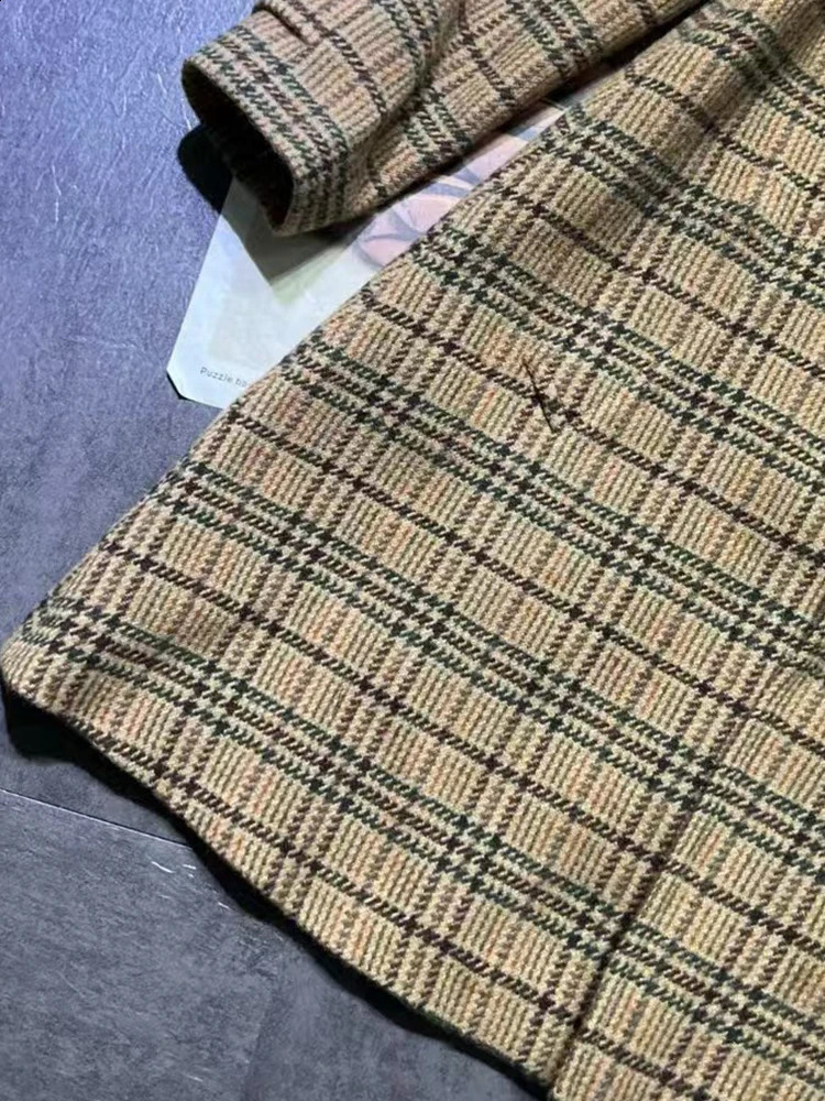 British style vintage plaid doll collar single breasted wool coat fall womens fashion allmatch long jacket 241210
