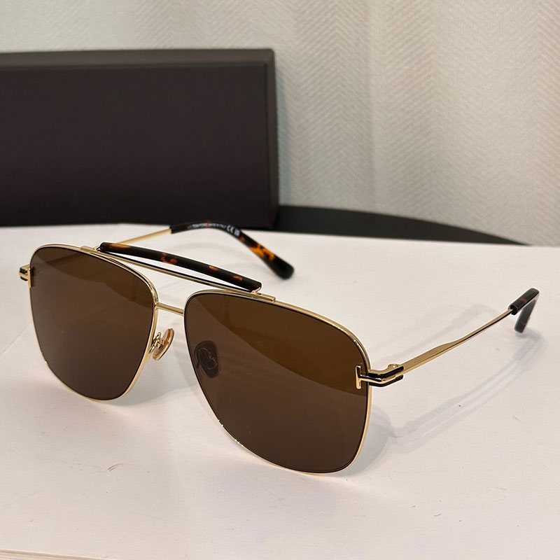 Trendy Mens outdoor driving goggles with fashionable square frame sunglasses TF1017 casual outdoor UV400 protective polarized sunglasses with box