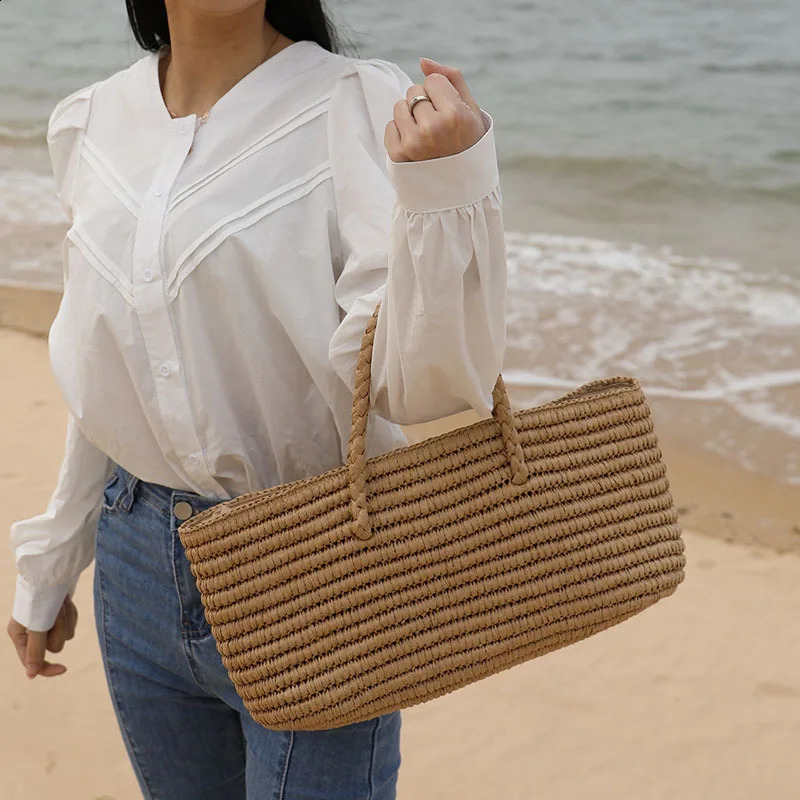 Woven Bag Handmade Woven Bag Portable Vegetable Basket Womens Large Capacity Beach Bag 241205