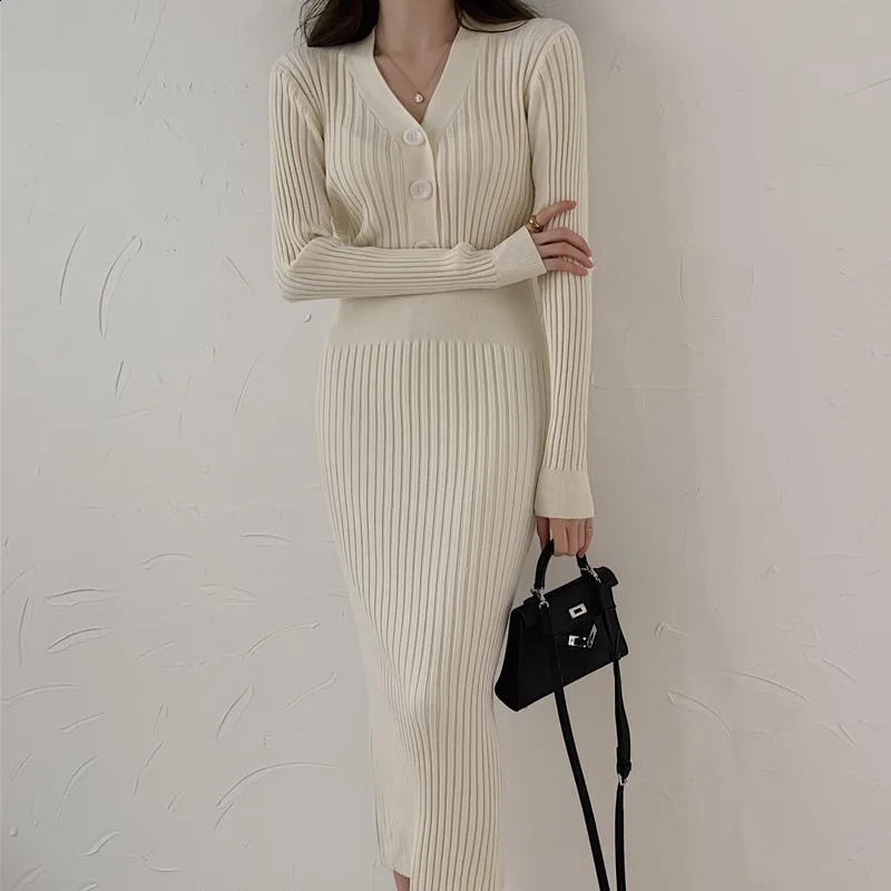 Winter ultra-thin womens long skirt V-neck sexy high waisted knitted long sleeved solid color jacket sexy womens dress fashionable 241206