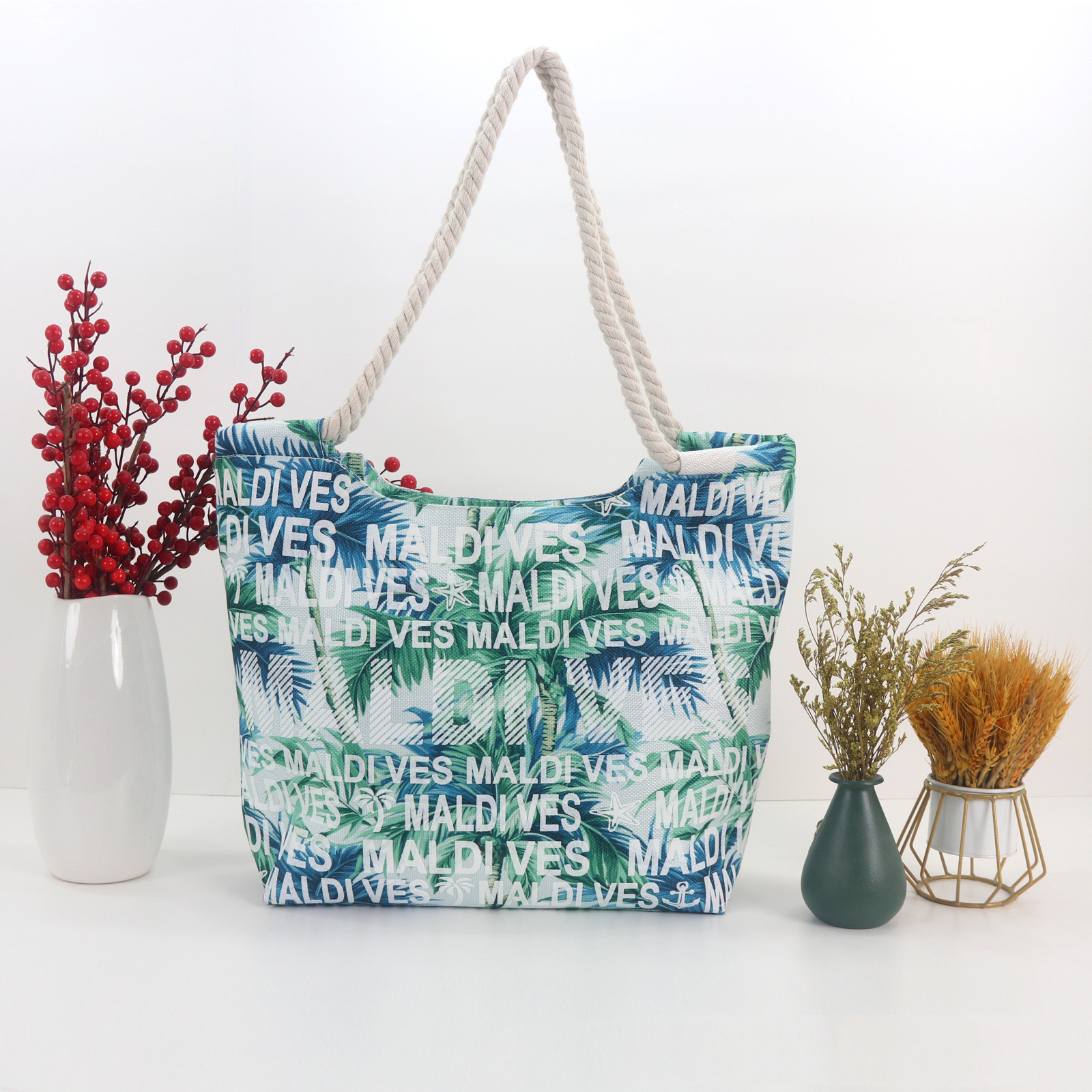 Bohemian new women's canvas New fashionable ethnic style handbag student class shoulder bag
