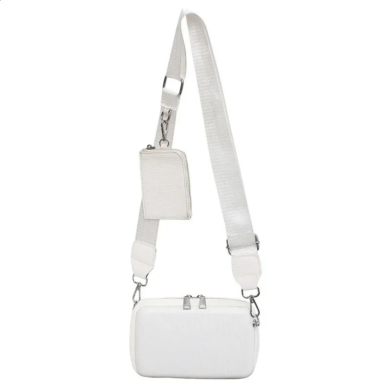 Spring Mens Bag Fashionable and Simple Crossbody Bag Trendy and Personalized Shoulder Bag Couple Style Unisex 241210