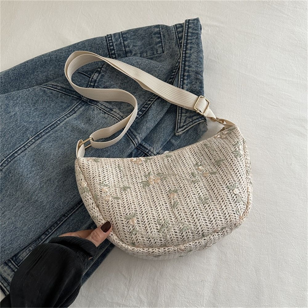 Rattan Waist Cute Handmade Braid Straw Woven Shoulder Bags Large Capacity Chest Bag Female