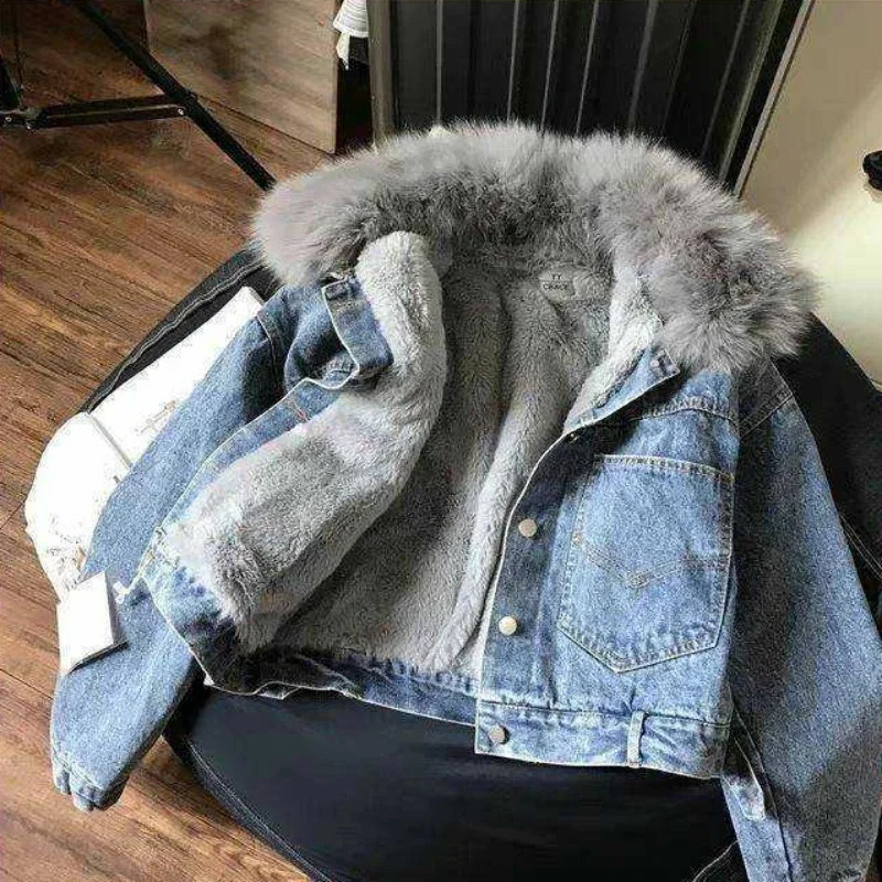 Crop womens denim jacket lined with fur plush warm shorts winter used for refrigerated womens denim jacket small wool inner and outer sleeves 241210