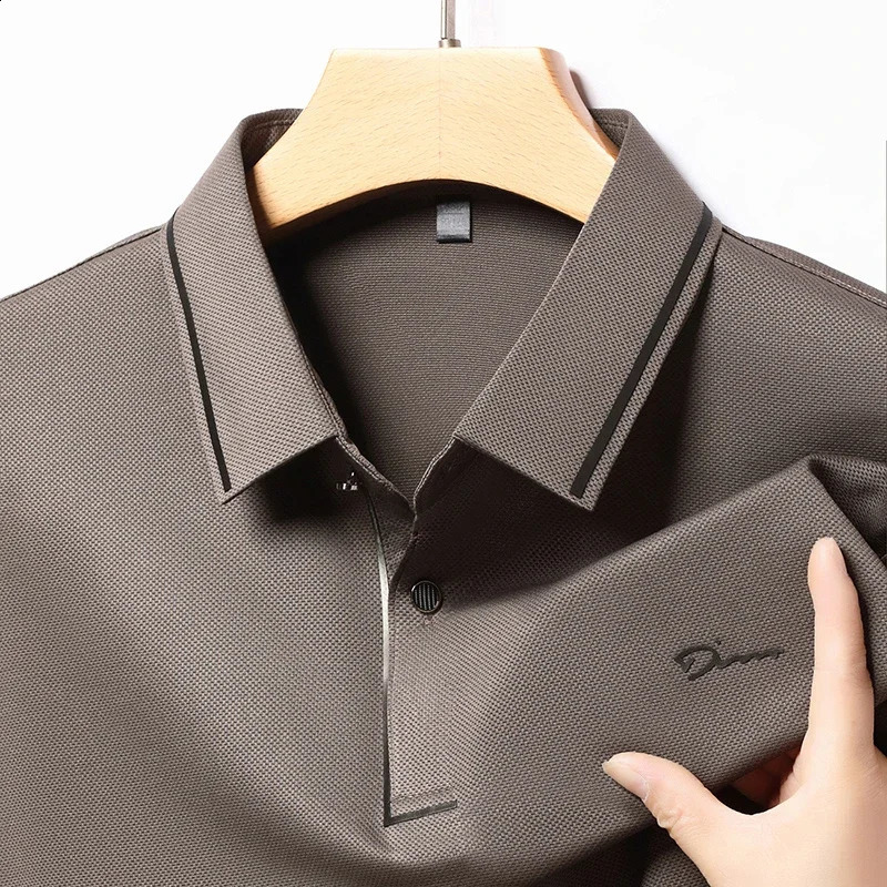 mens business casual long sleeved shirt with badge solid color polo fashionable breathable and comfortable lapel top y250321