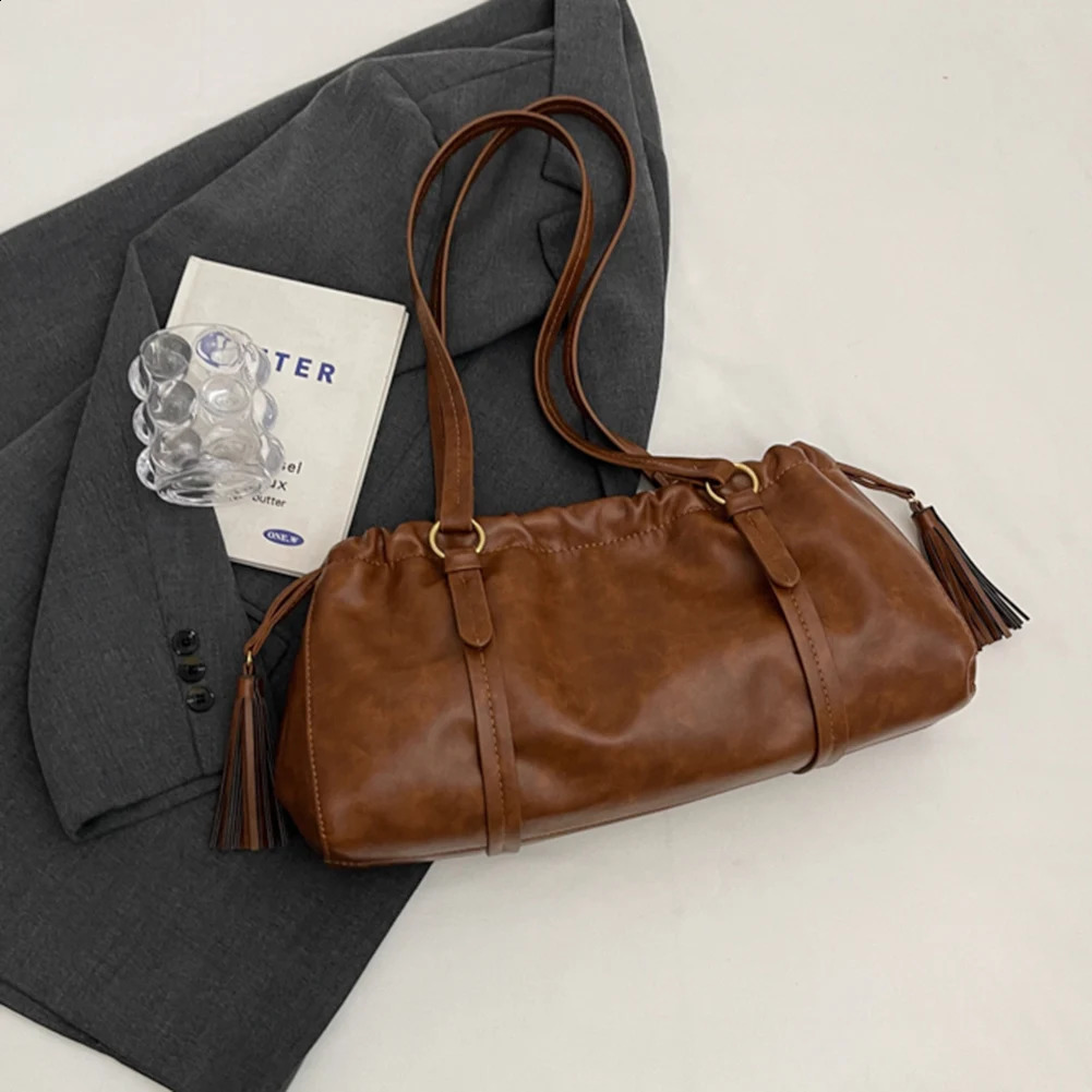 Womens Retro Vintage Tote Bag Large Capacity PU Leather Boston Ruched Bag Buckle Closure Fashion Drawstring Handbags Solid Color 241210