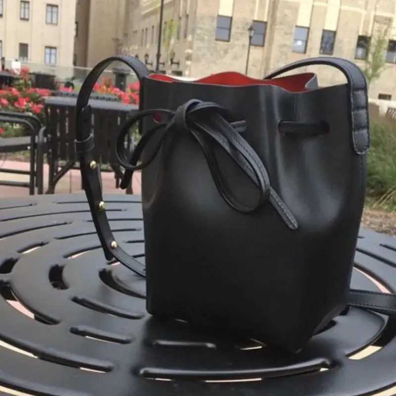 2023 Spring Autumn Classic Bucket Bag Women PU Leather One Shoulder Bag Lady Real Leather Cross Bag with String Bucket BagC241211