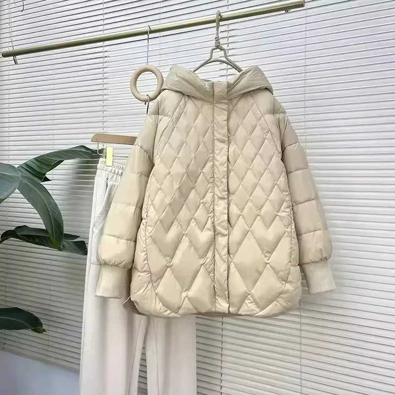 Womens light white duck down jacket casual loose size autumn winter coat with hood new winter coat womens M241211