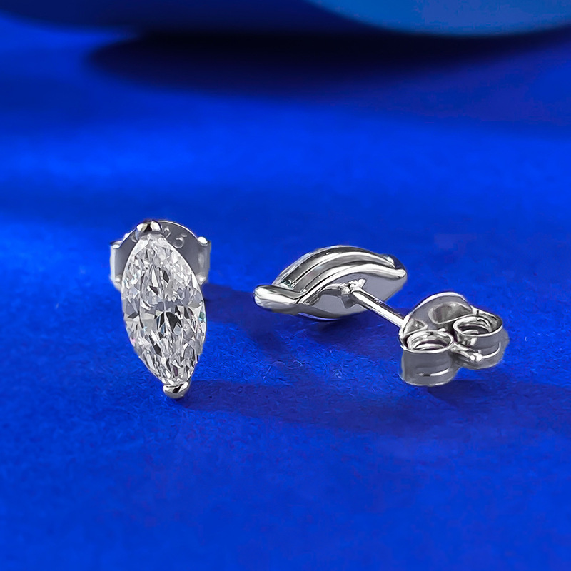 Choucong Ins Top Sell Stud Earrings Sweet Cute Simple Fine Jewelry Solitaire Soild 100% 925 Sterling Silver Marquise Moissanite Diamond Gorgeous Women