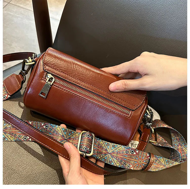 Cylindrical Pillow Genuine Leather Womens Handbag Underarm Bag Fashionable Versatile Commuting Shoulder Crossbody 241203Z