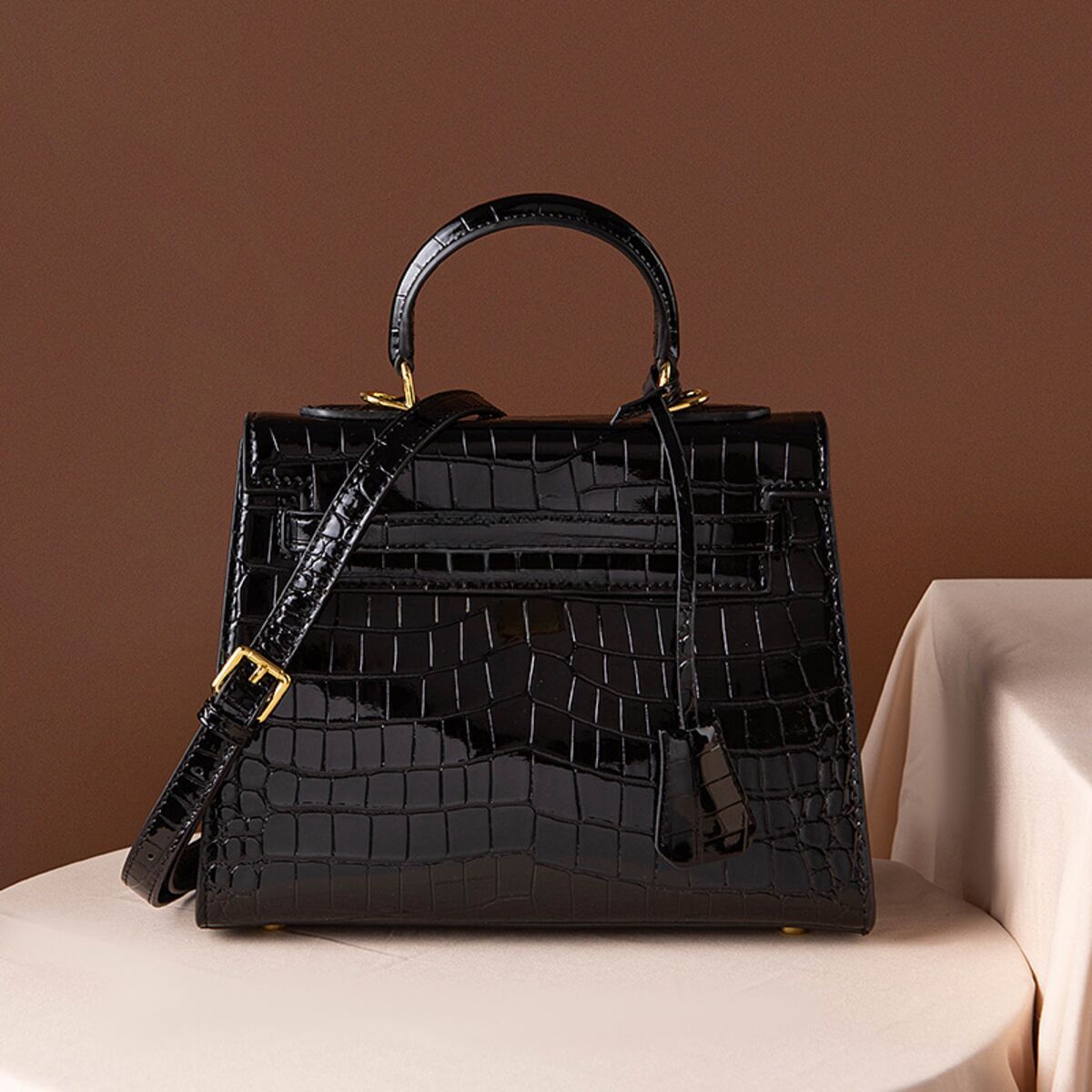 Free Shipping Real Leather New Designer Outdoor Multifunctional Handbag Women's Bag Wallet