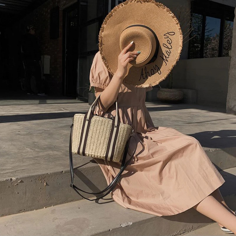 Summer Handmade Womens Bag Grass Beach Bag Rattan Twisted Handbag Bohemian Womens Basket Cross Shoulder Bag 241205