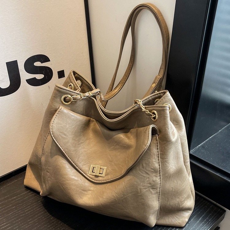 Large Capacity Bag Women S Summer Versatile New Shoulder Bag High Quality Popular Classic Commuting Tote Bag for Ladies