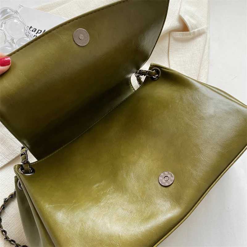 MOODS Retro Shoulder Bags For Women 2023 Designer Luxury Handbag Chic Chain Soft PU Leather Big Capacity Crossbody Messenger BagC241211