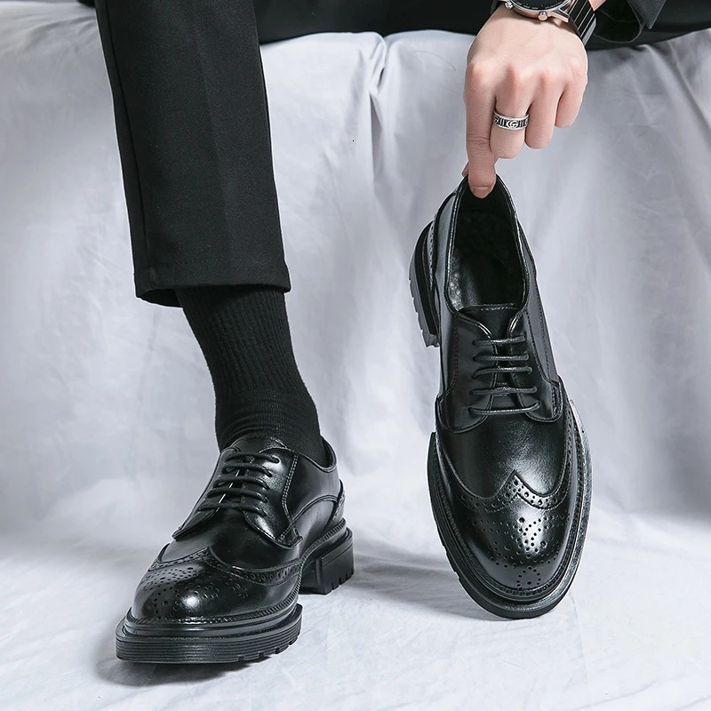 Leisure Genuine Leather Shoes for Men British Pointed Business Attire Office Wear Korean Version Height Increase Mens Shoes 241211